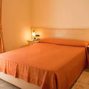 Stella 2000 Hotell